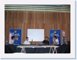 Dando paso a la conferencia