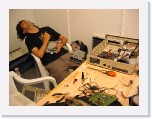 Tuvimos al bueno de RockRiver trabajando hasta la extenuación (7:30 am del tercer día)