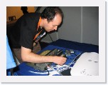 Nestor prepara su máquina