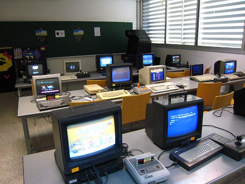 013.JPG - Press fire to start