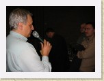 Cada expositor se presenta / Each exhibitor introduces him/her/theirselves
